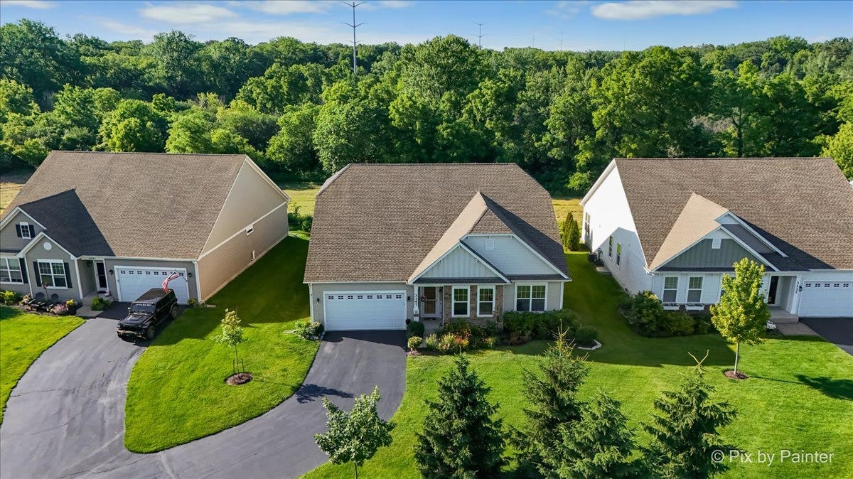 3147 Trillium Court W, Aurora, IL 60506 3147 Trillium Court W, Aurora, IL 60506
