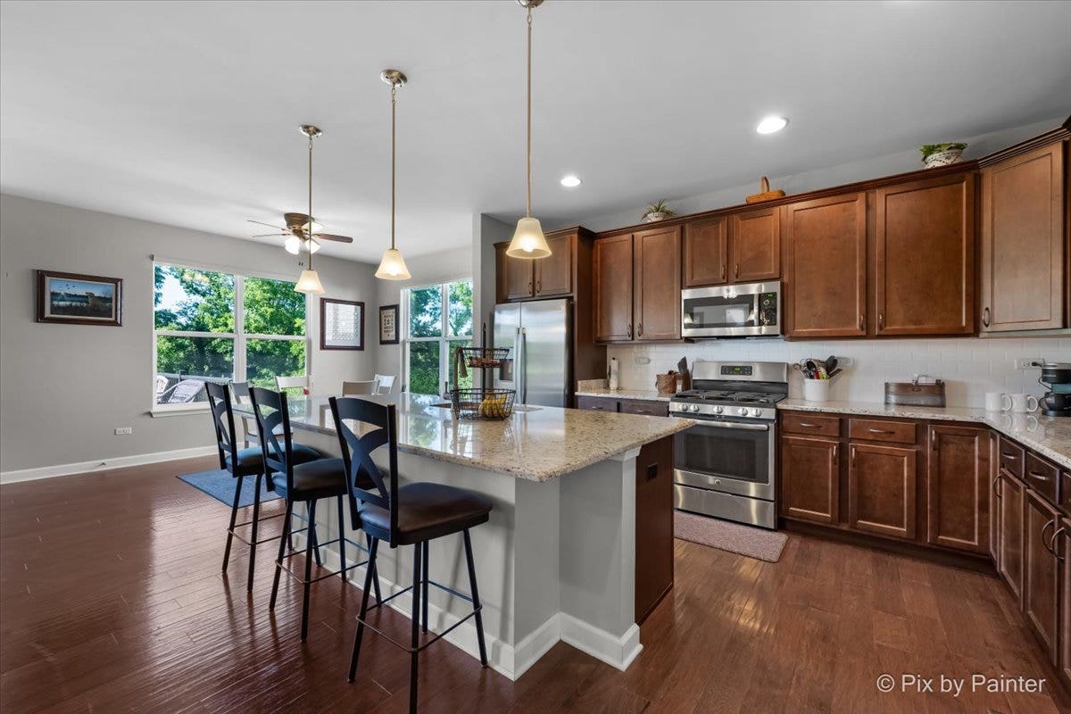 3147 Trillium Court W, Aurora, IL 60506 3147 Trillium Court W, Aurora, IL 60506