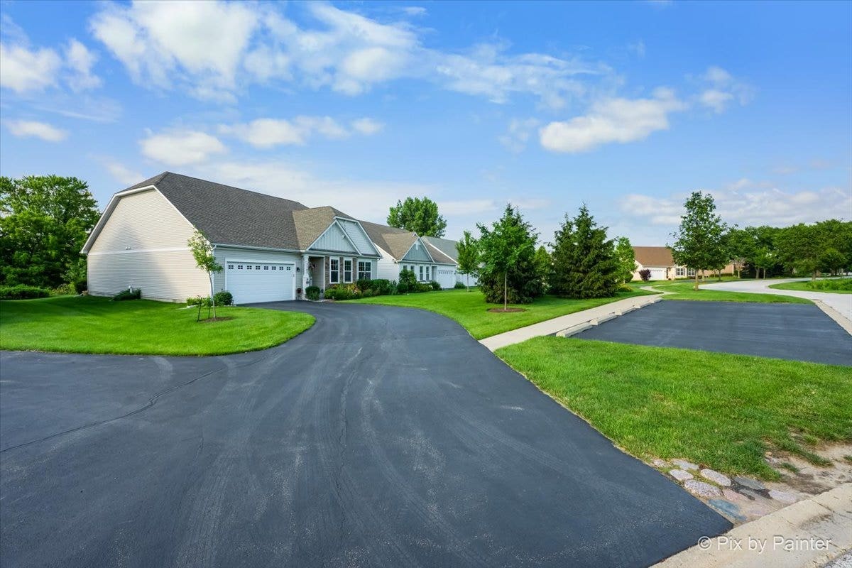 3147 Trillium Court W, Aurora, IL 60506 3147 Trillium Court W, Aurora, IL 60506