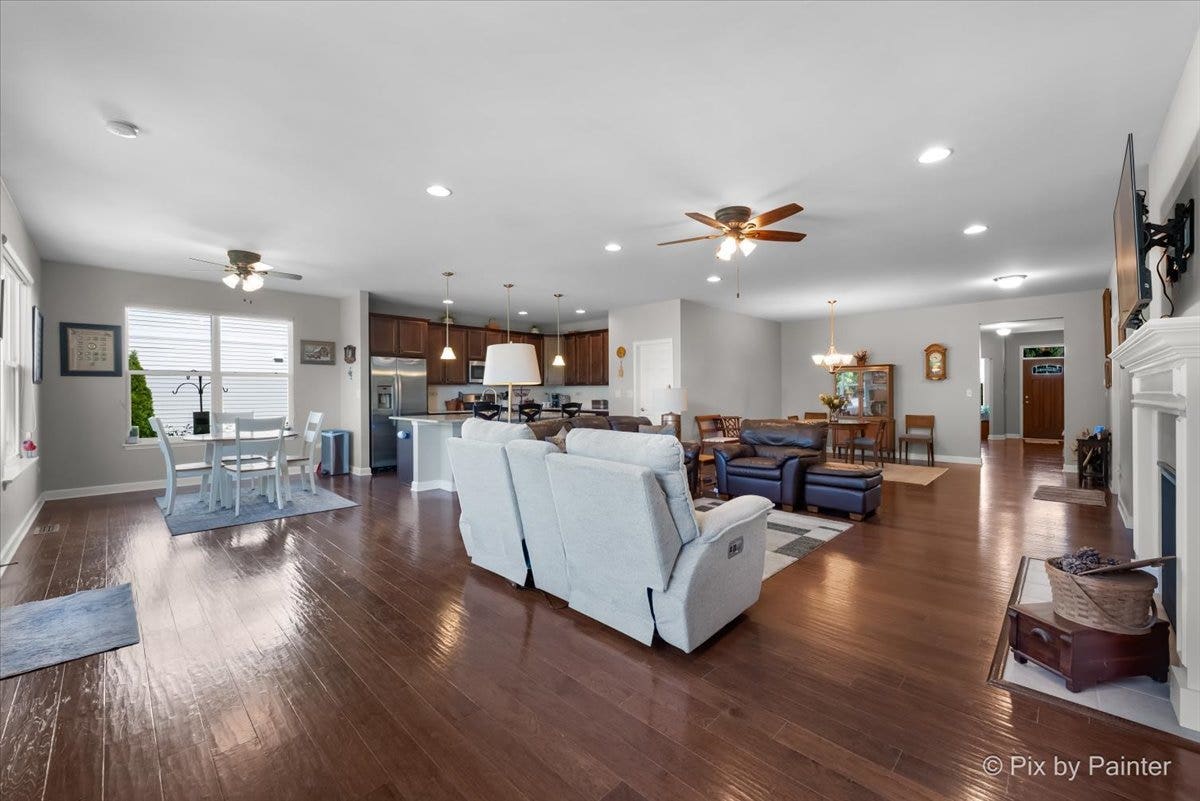 3147 Trillium Court W, Aurora, IL 60506 3147 Trillium Court W, Aurora, IL 60506