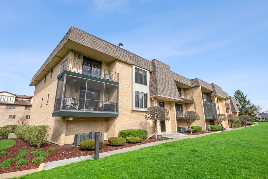 Property photo for 15705 Old Orchard Court, #2S, Orland Park, IL