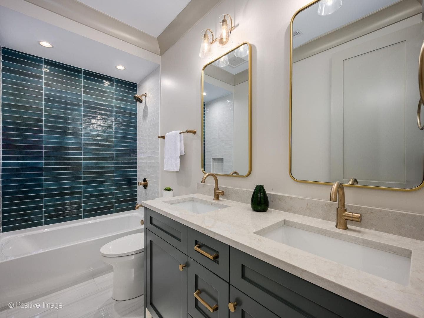 1934 N Halsted Street, #1, Chicago, IL 60614