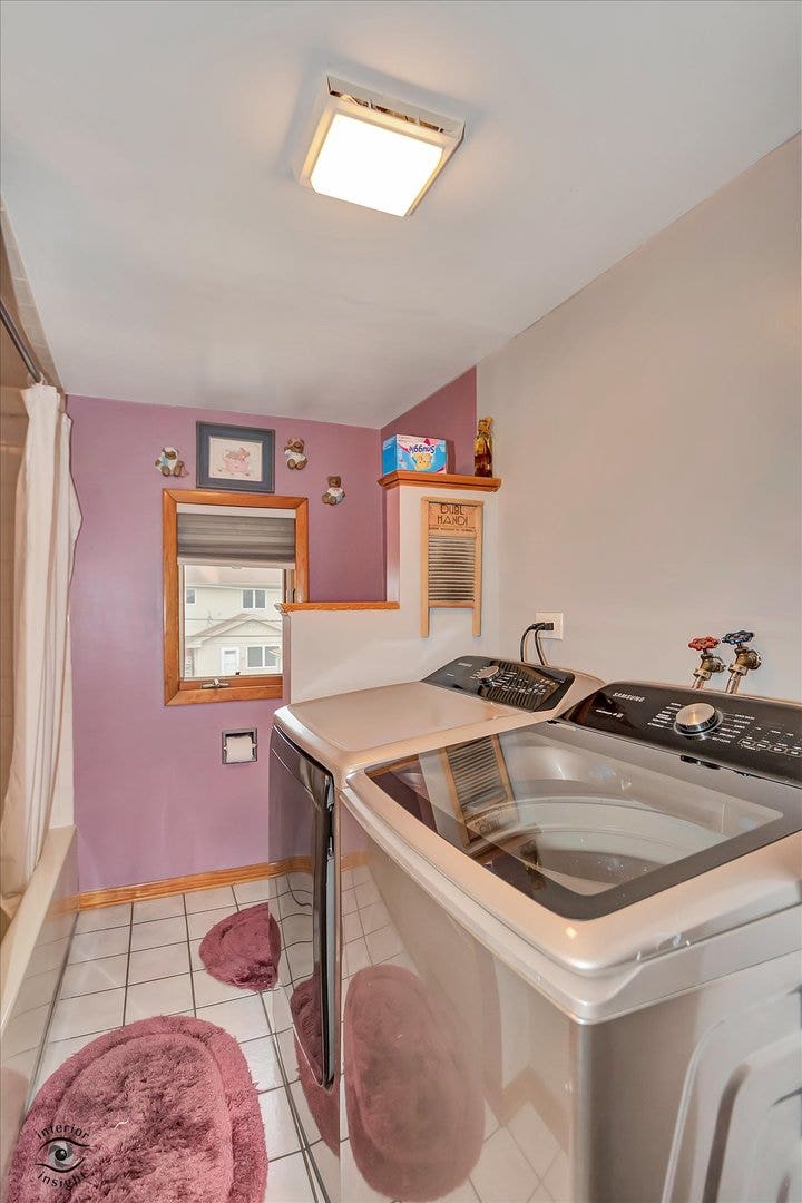9137 Orchard Lane, Bridgeview, IL 60455 9137 Orchard Lane, Bridgeview, IL 60455