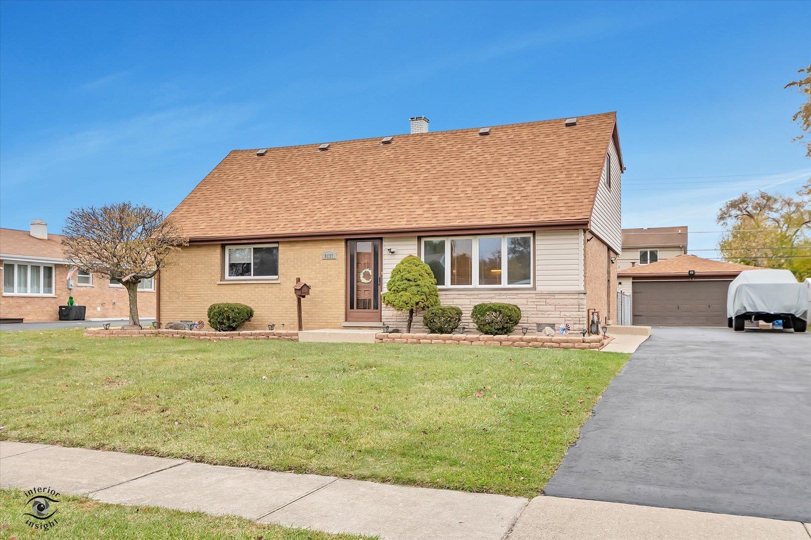 9137 Orchard Lane, Bridgeview, IL 60455 9137 Orchard Lane, Bridgeview, IL 60455