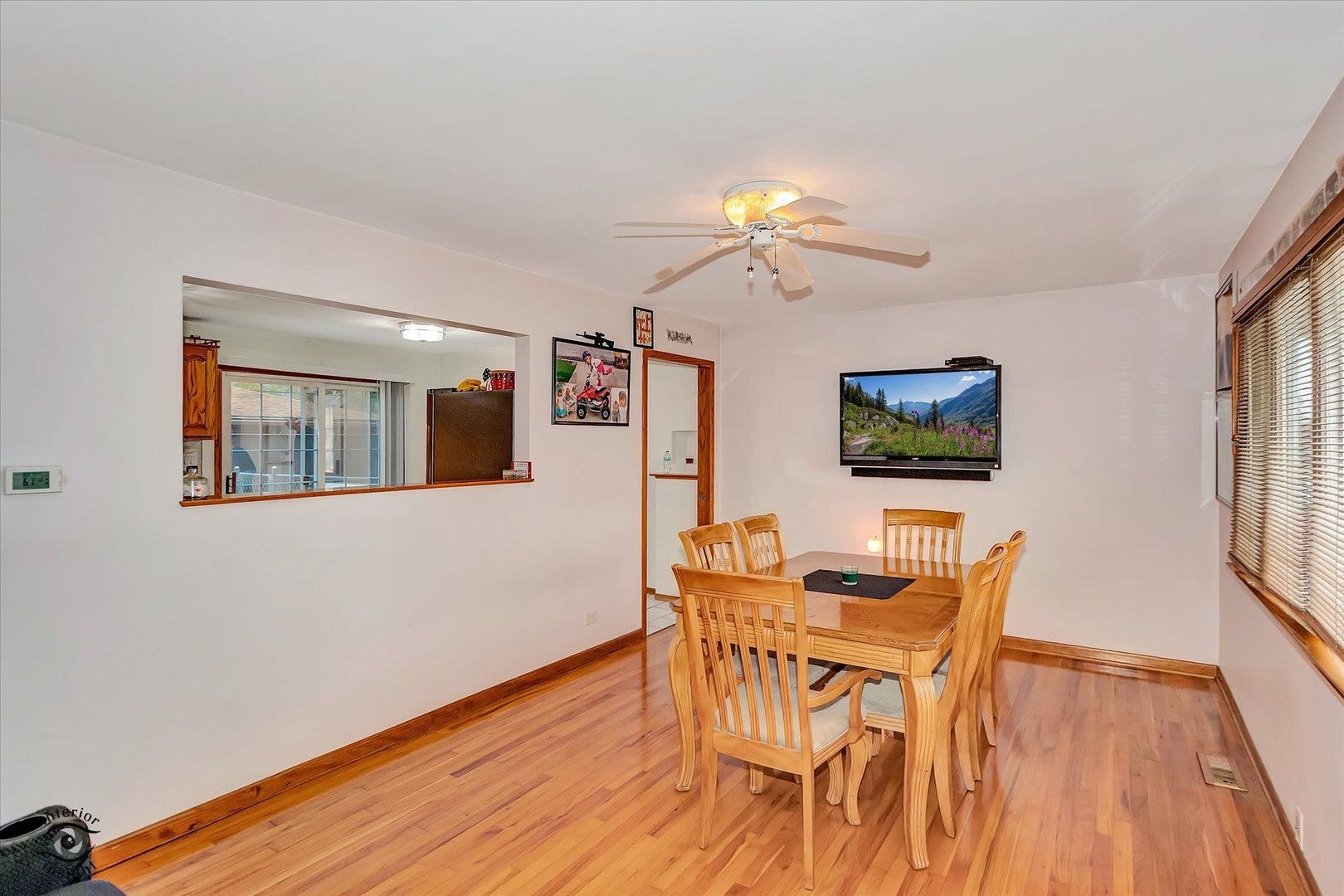 9137 Orchard Lane, Bridgeview, IL 60455 9137 Orchard Lane, Bridgeview, IL 60455