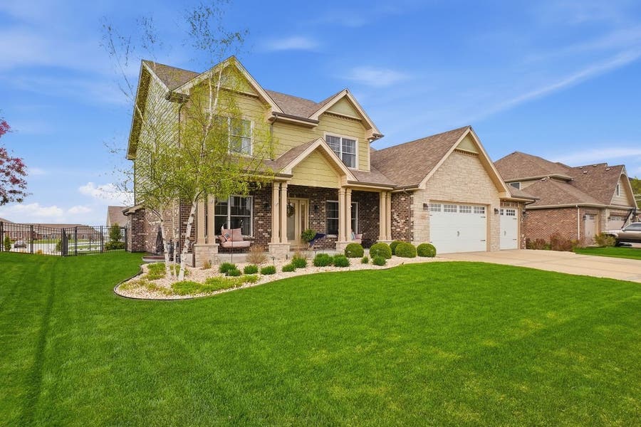 Property photo for 13924 W Wilderness Lakes Drive, Manhattan, IL