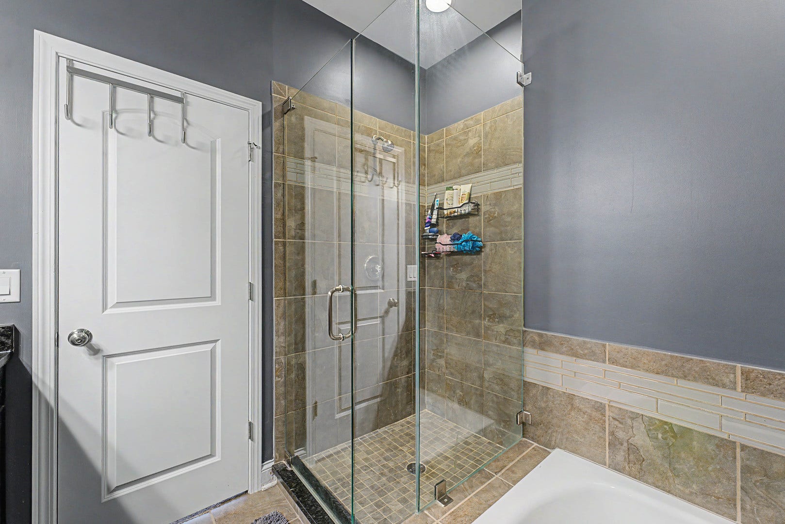922 Warren Avenue, #103, Downers Grove, IL 60515