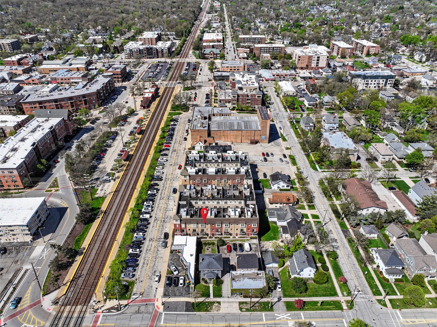 922 Warren Avenue, #103, Downers Grove, IL 60515