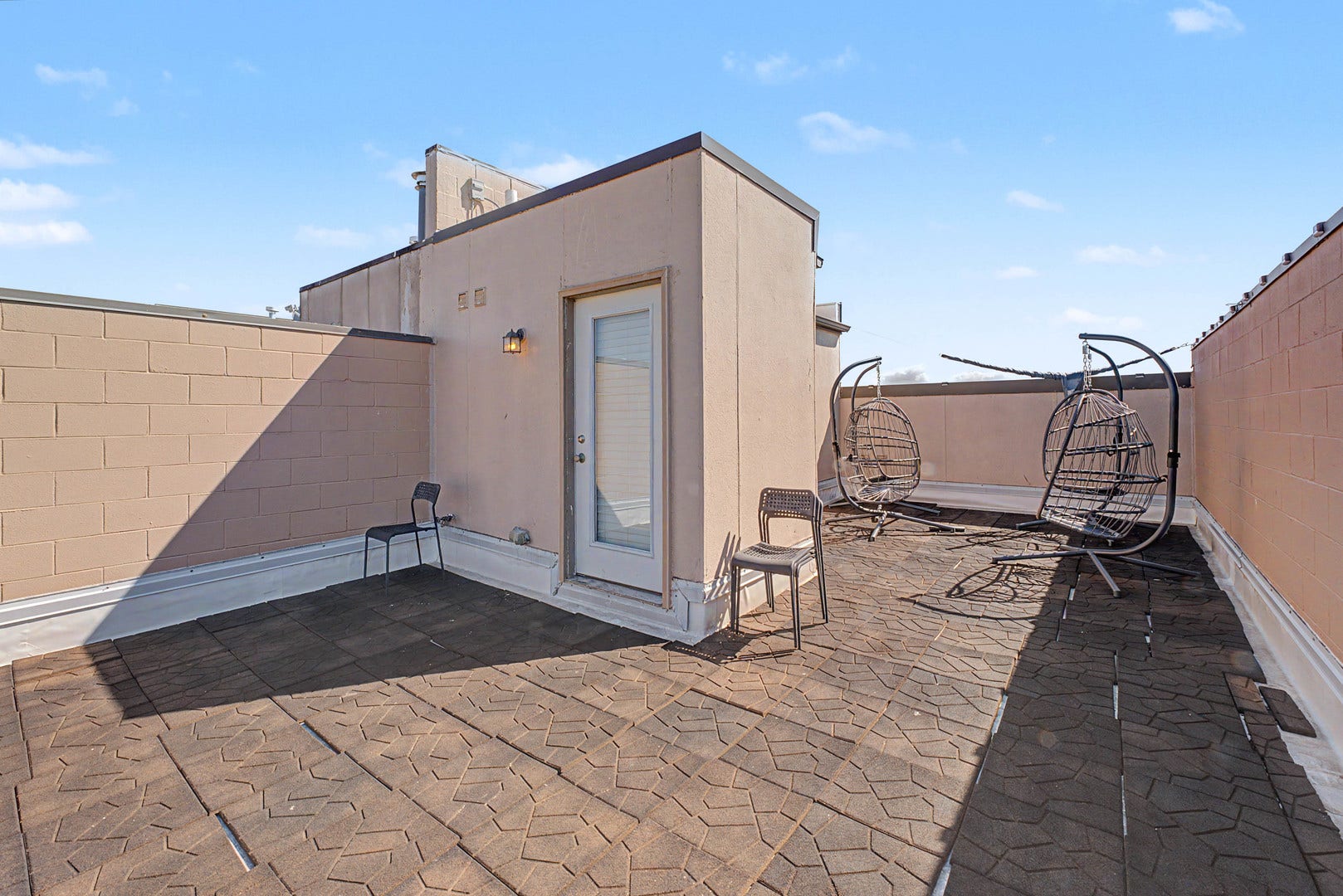 922 Warren Avenue, #103, Downers Grove, IL 60515