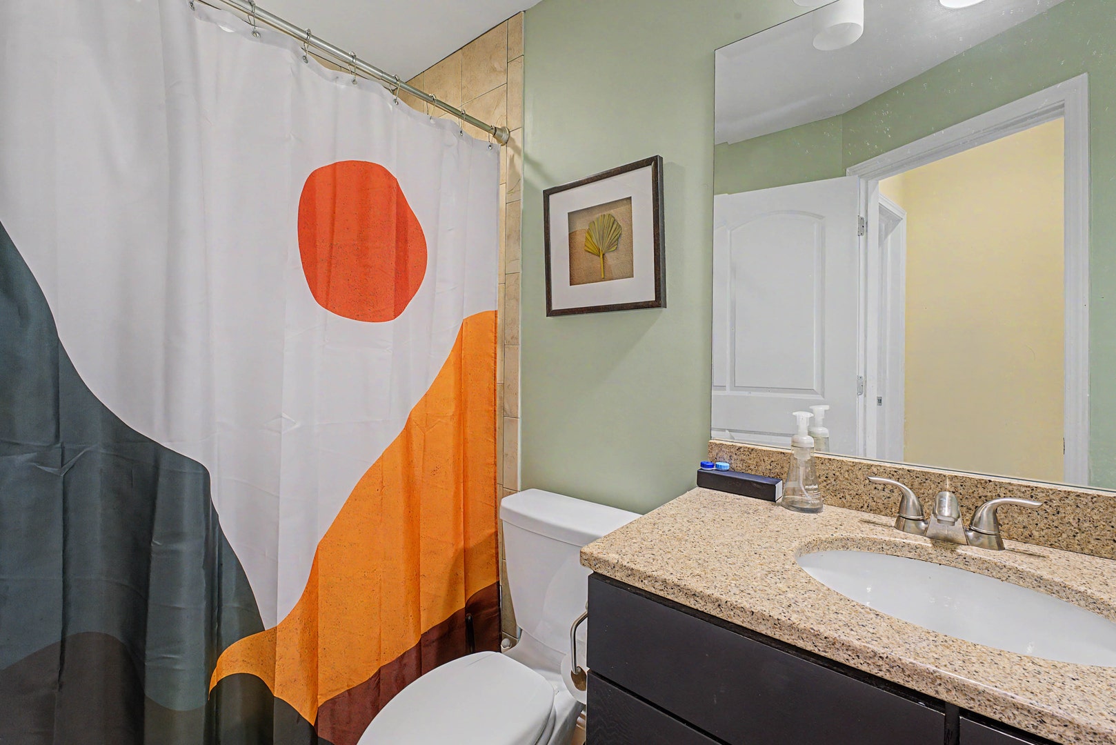 922 Warren Avenue, #103, Downers Grove, IL 60515