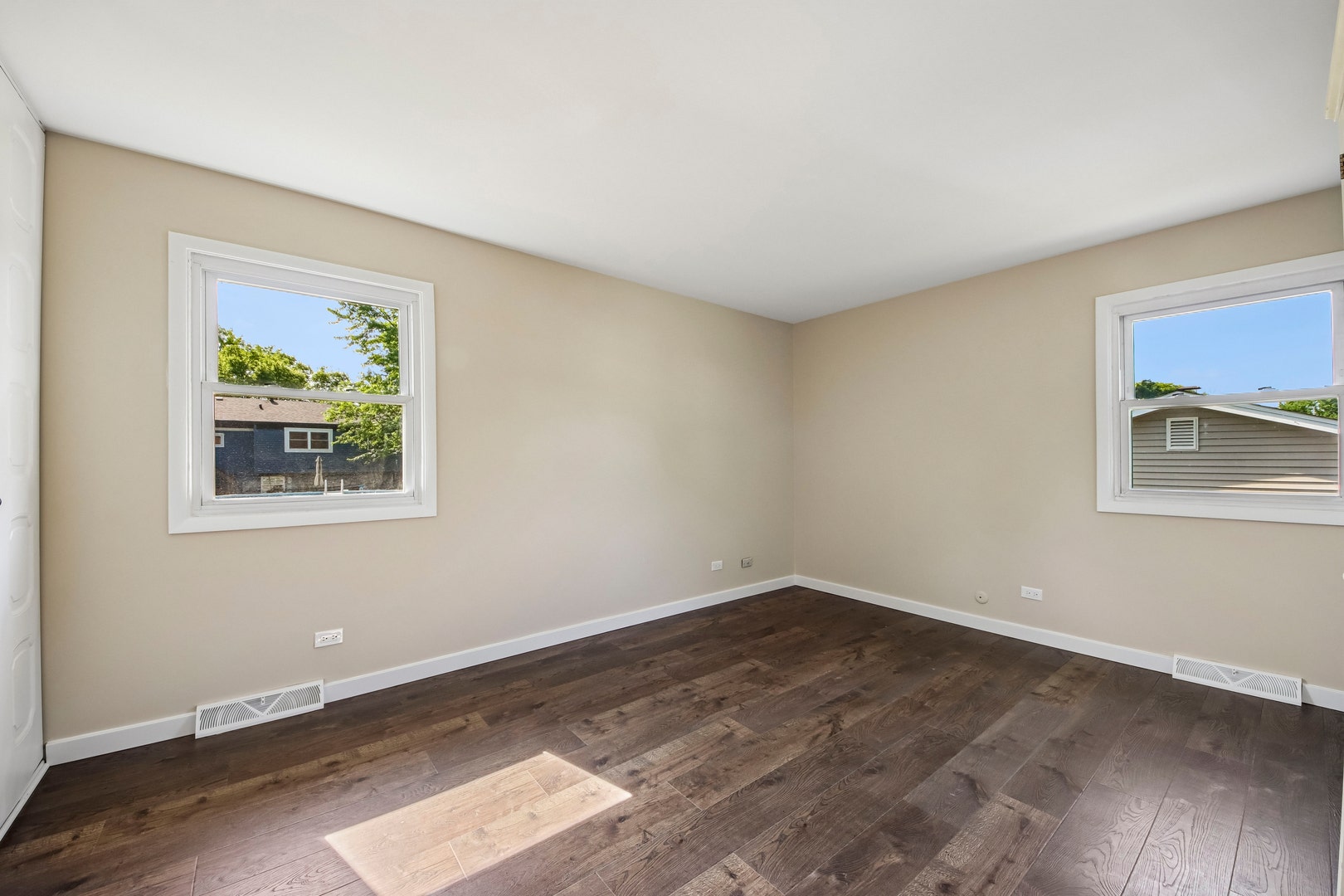 420 Justine Avenue, Bolingbrook, IL 60440