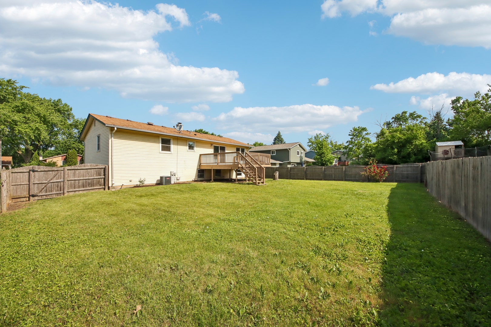 420 Justine Avenue, Bolingbrook, IL 60440