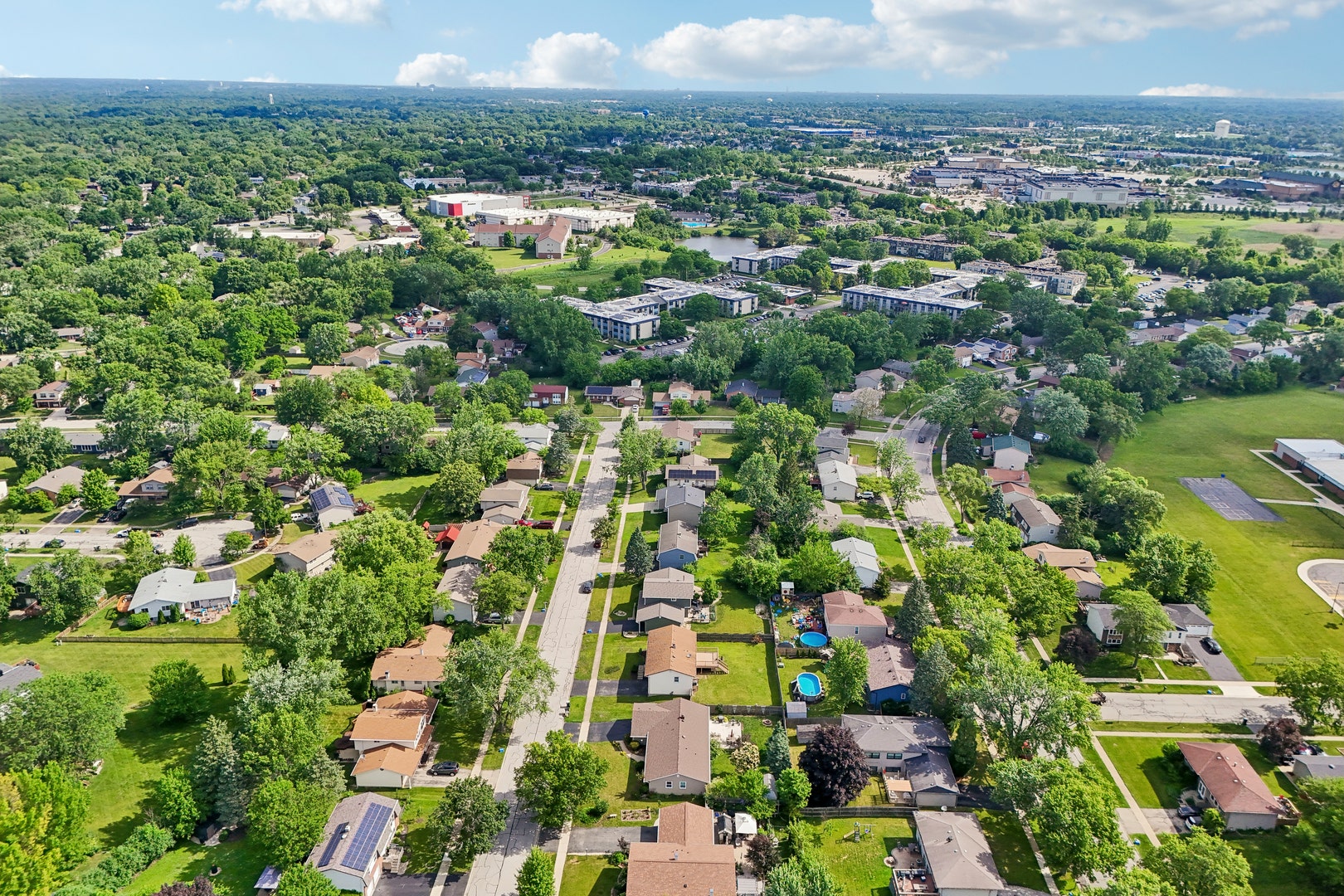 420 Justine Avenue, Bolingbrook, IL 60440