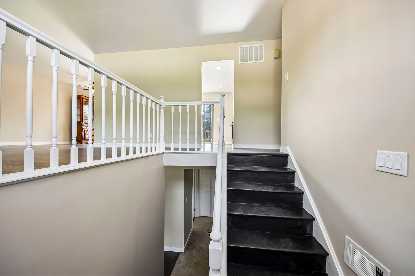420 Justine Avenue, Bolingbrook, IL 60440