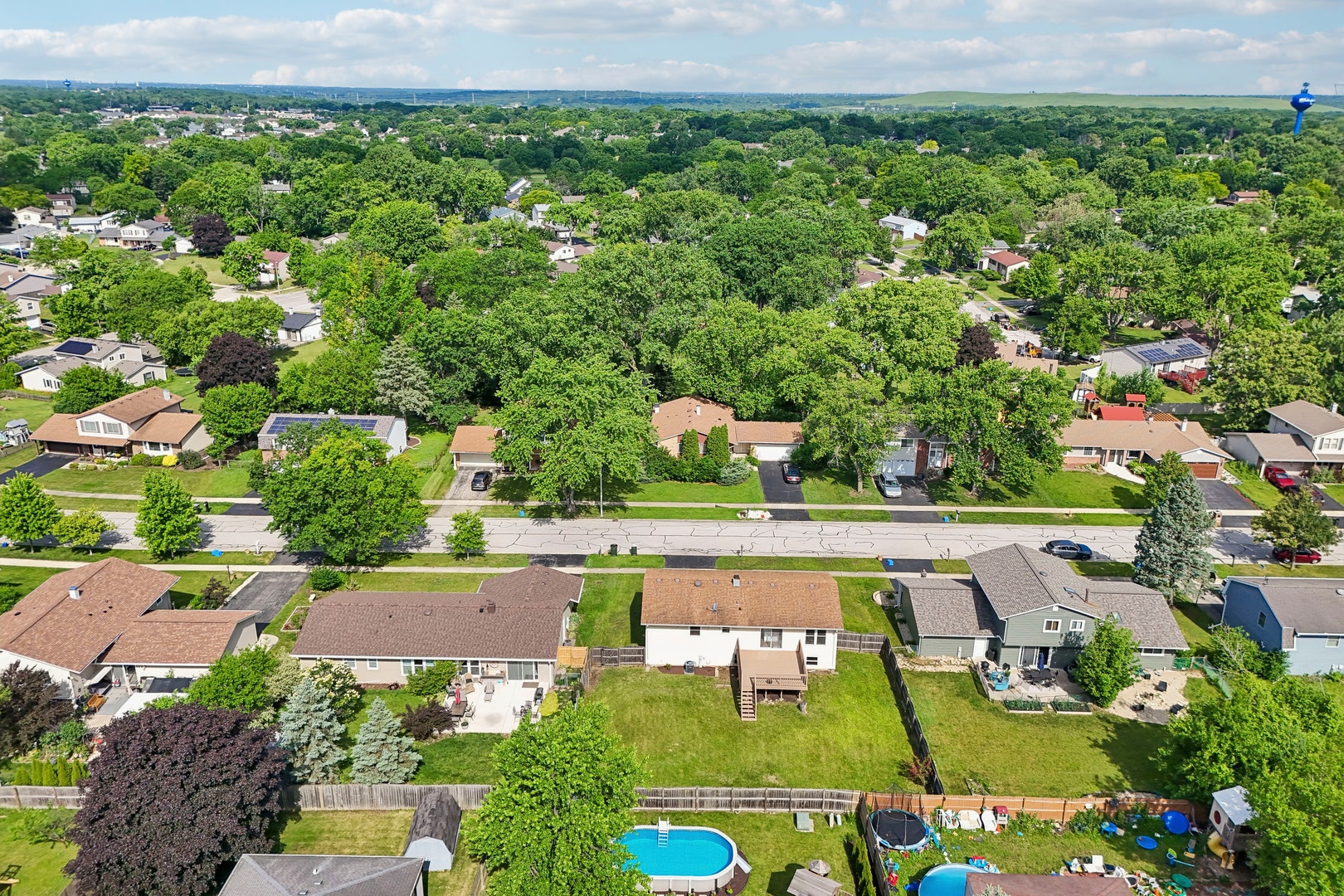 420 Justine Avenue, Bolingbrook, IL 60440