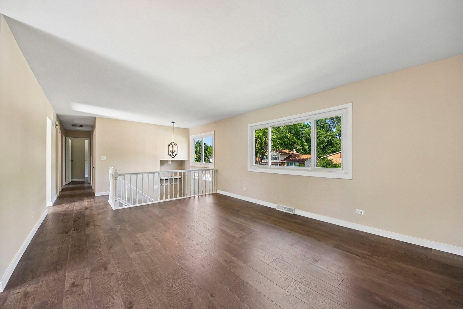 420 Justine Avenue, Bolingbrook, IL 60440