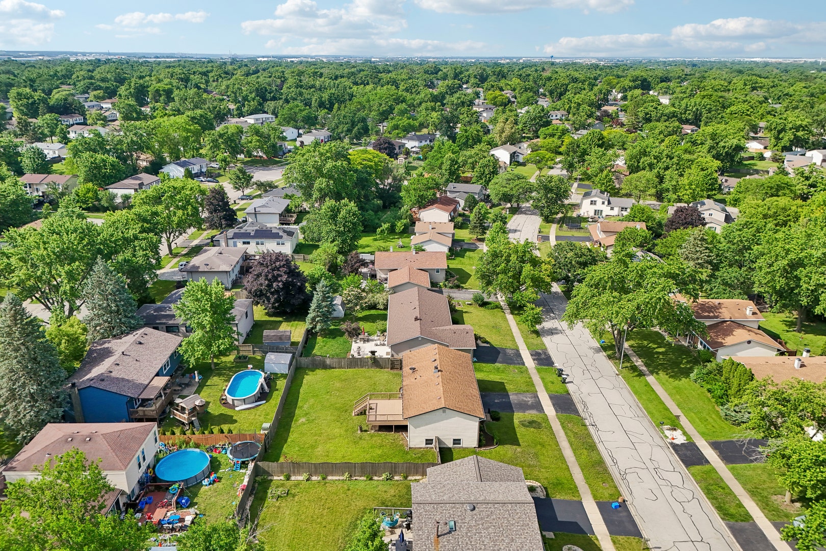 420 Justine Avenue, Bolingbrook, IL 60440