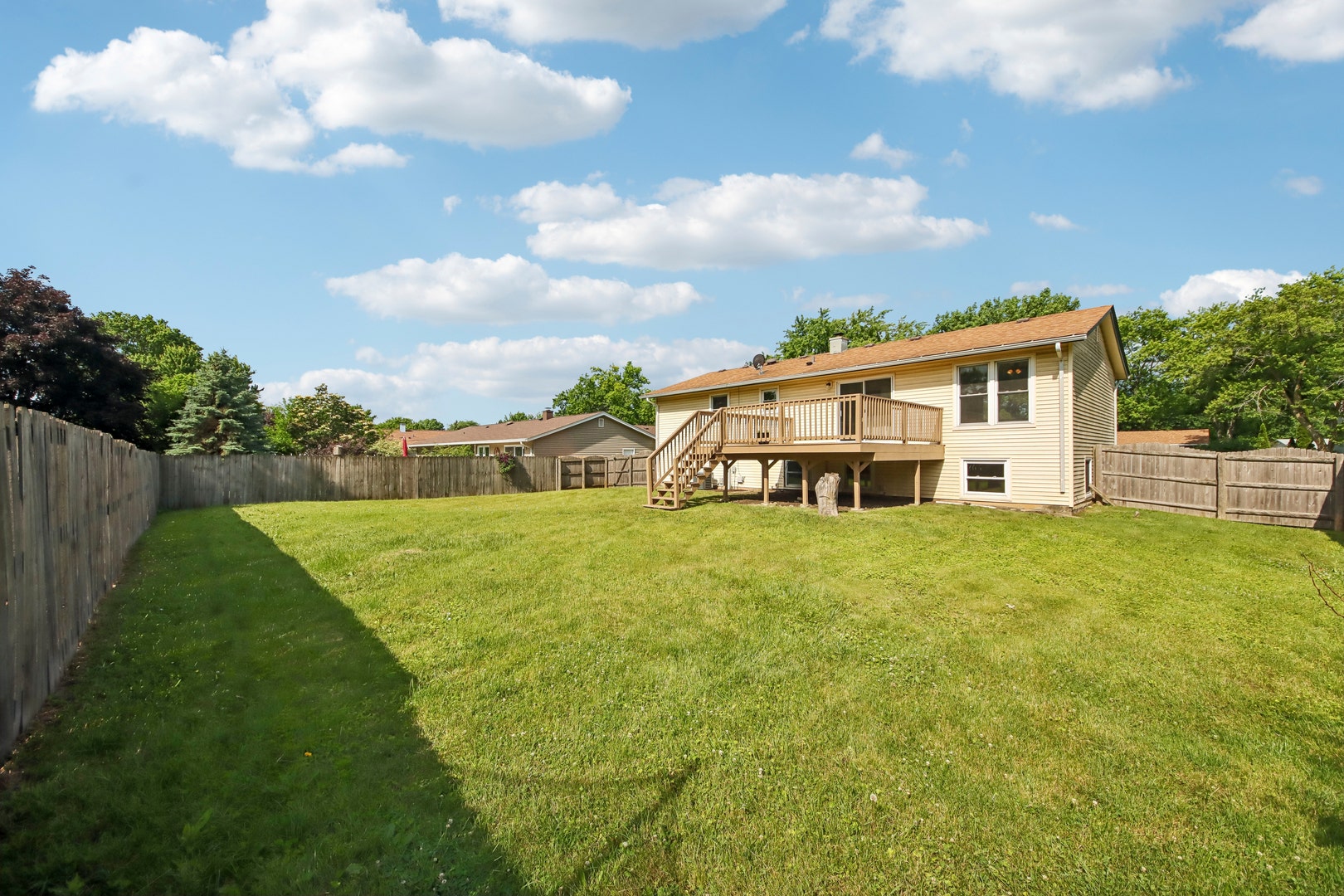 420 Justine Avenue, Bolingbrook, IL 60440