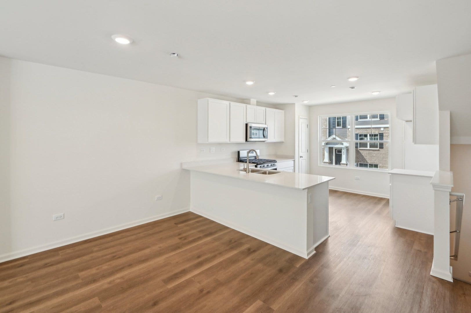 6379 Ulster Drive, Tinley Park, IL 60477 6379 Ulster Drive, Tinley Park, IL 60477