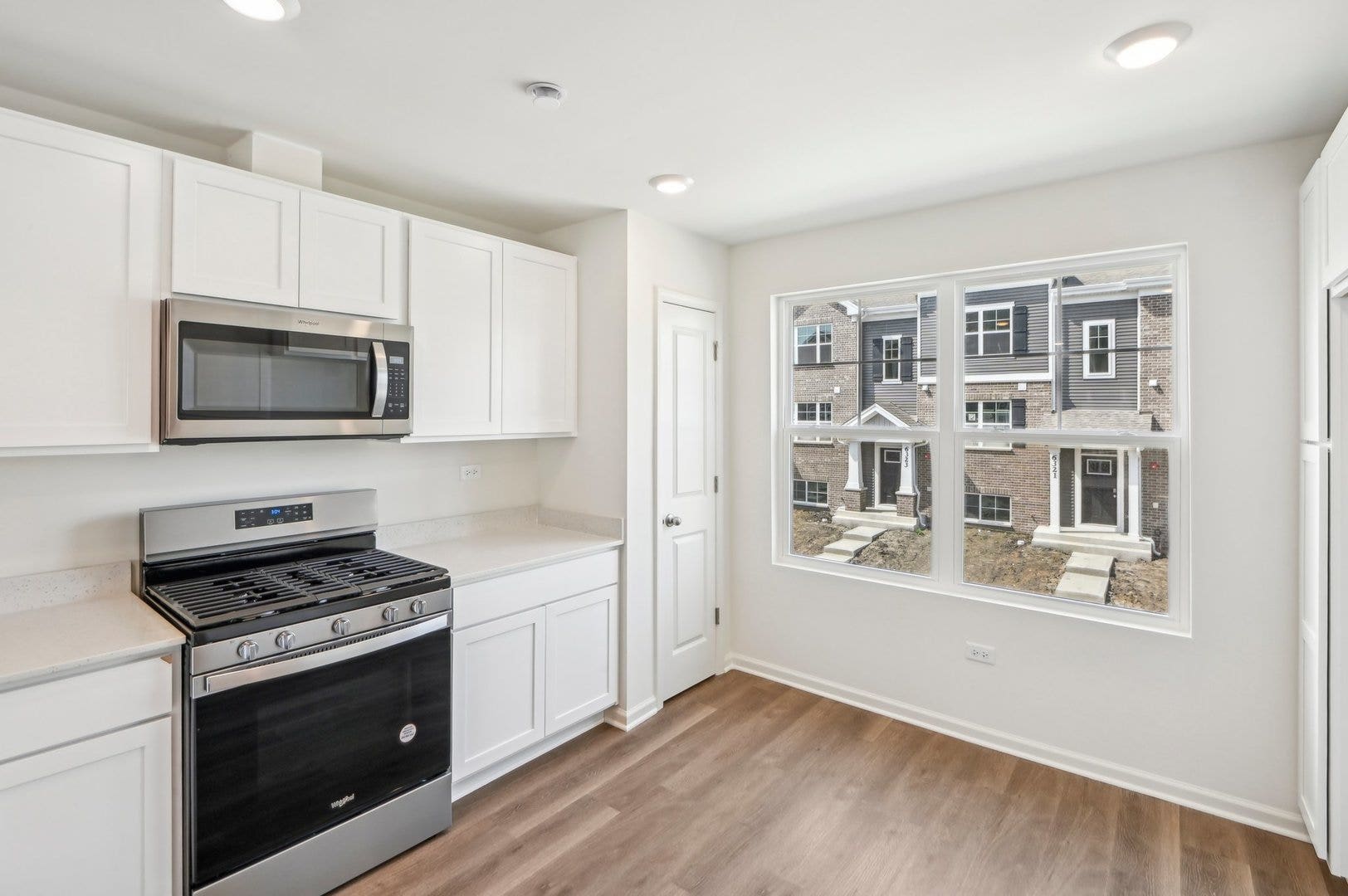6379 Ulster Drive, Tinley Park, IL 60477 6379 Ulster Drive, Tinley Park, IL 60477