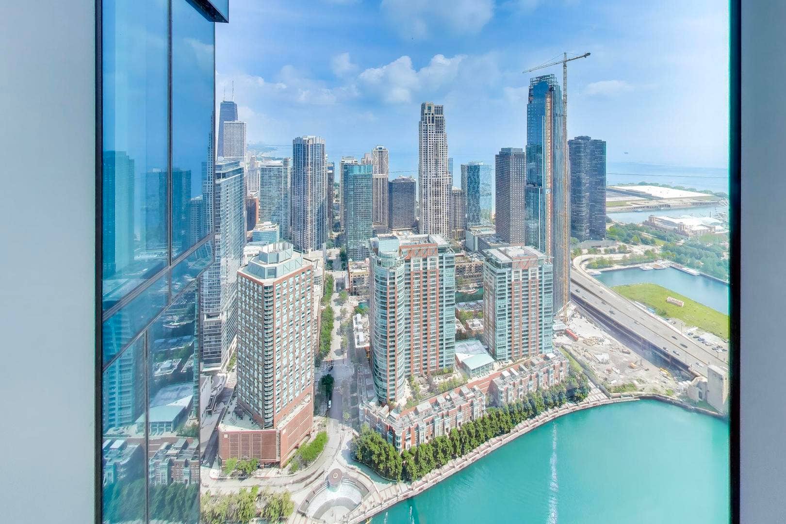 363 E Wacker Drive, #5105, Chicago, IL 60601