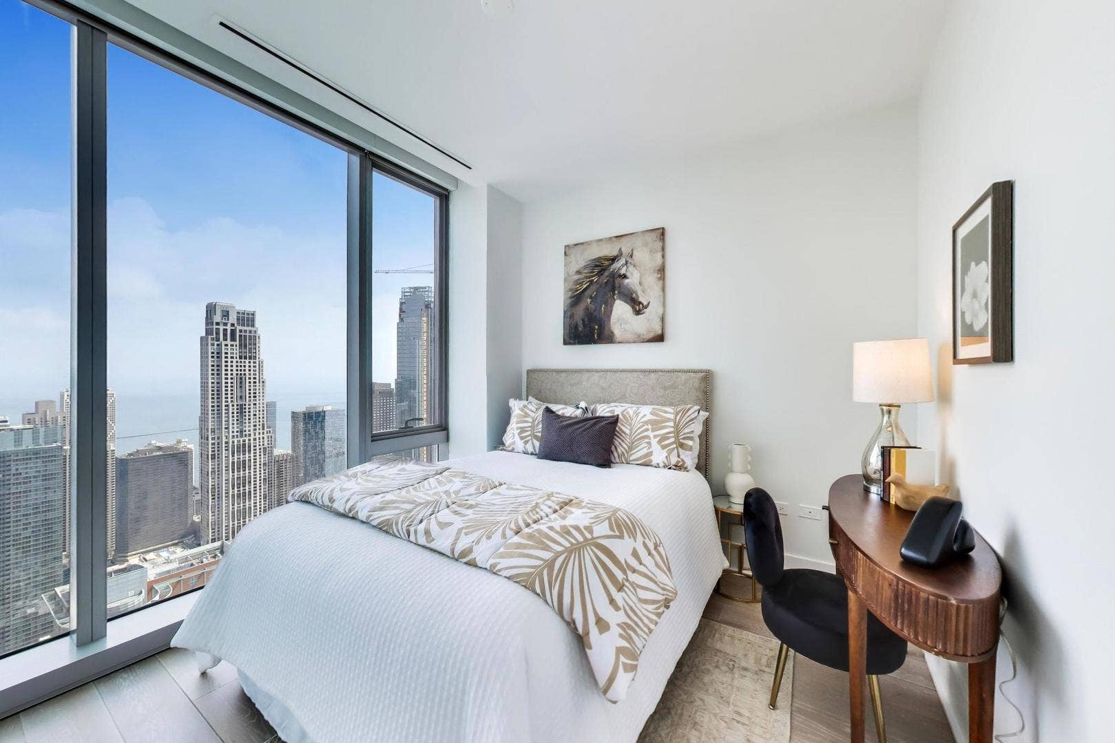 363 E Wacker Drive, #5105, Chicago, IL 60601