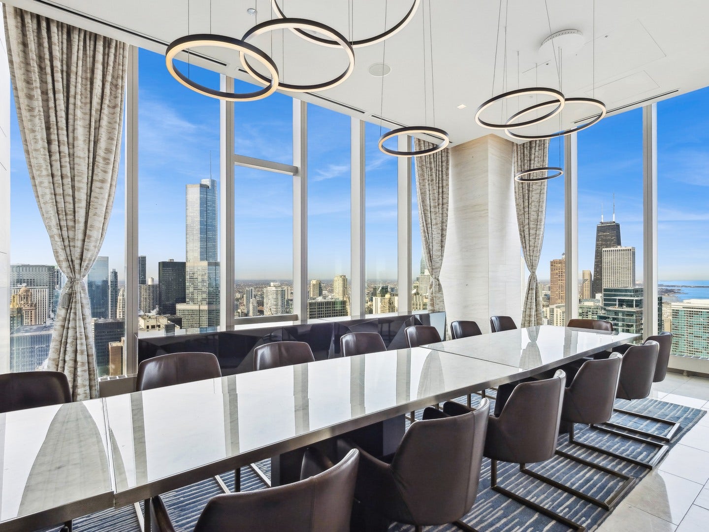 363 E Wacker Drive, #5105, Chicago, IL 60601