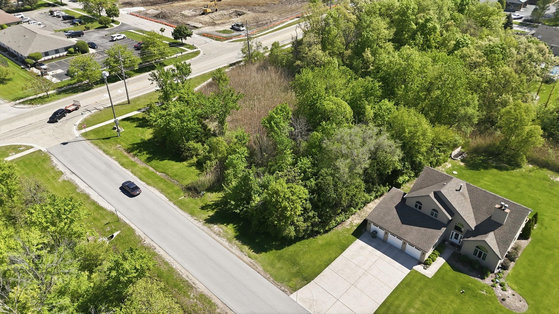 1201 Leinster Drive, Lemont, IL 60439
