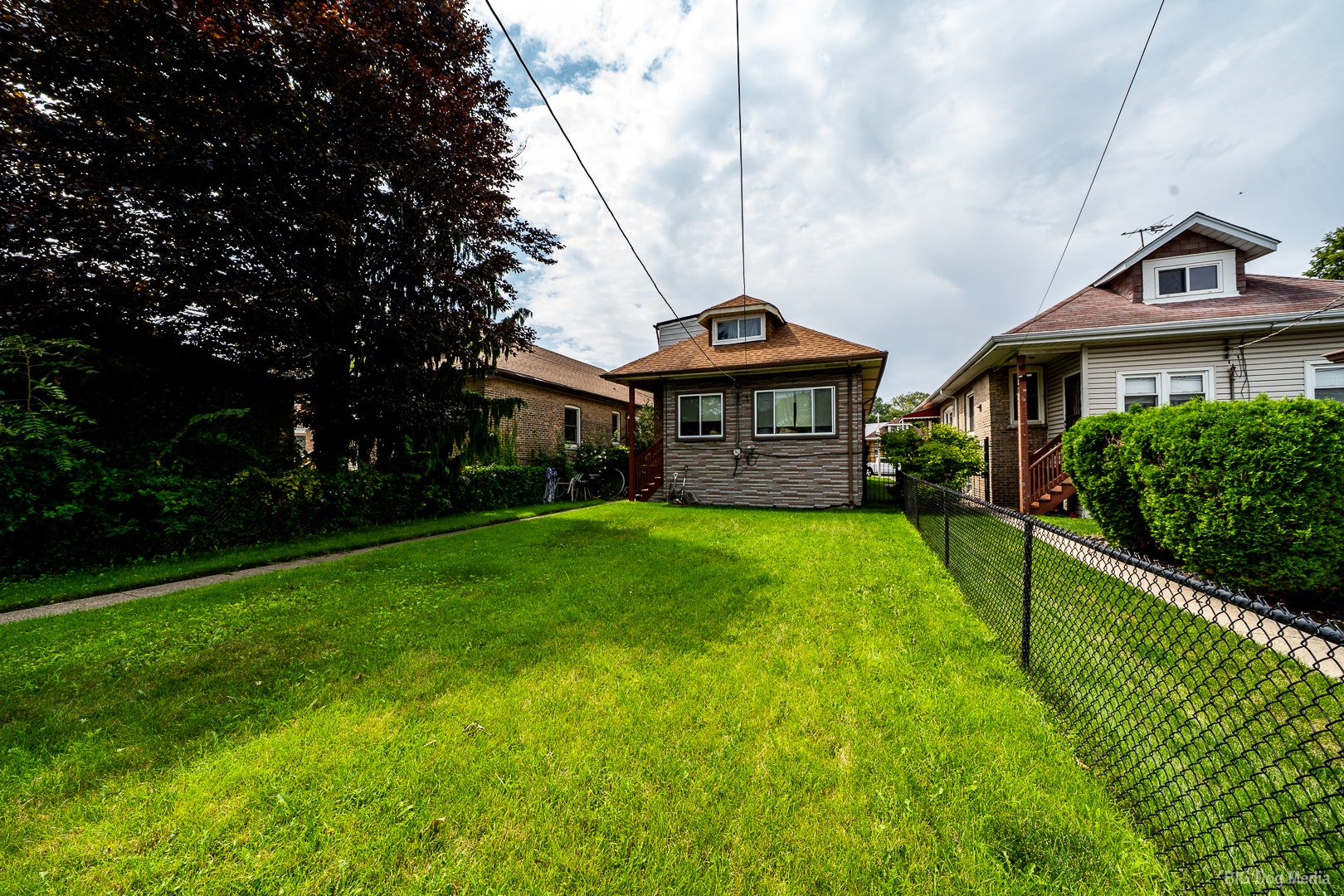 8449 S Dante Avenue, Chicago, IL 60619 8449 S Dante Avenue, Chicago, IL 60619