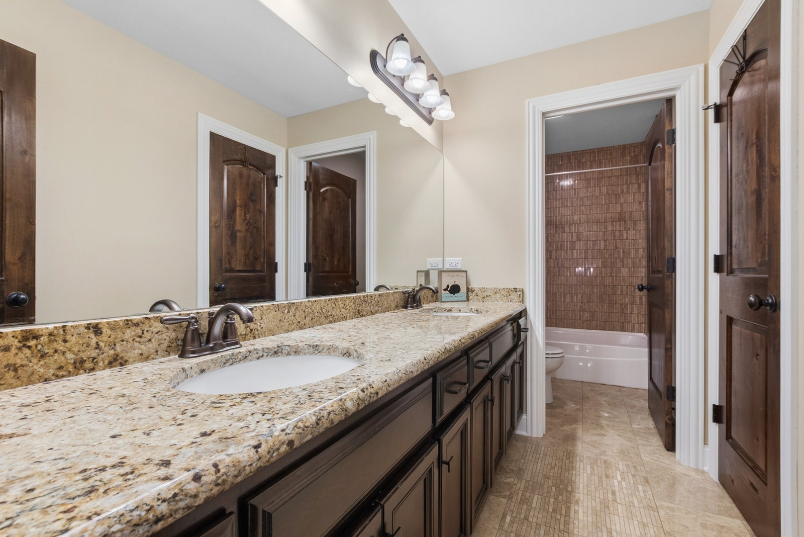 10835 Scarlet Drive, Orland Park, IL 60467 10835 Scarlet Drive, Orland Park, IL 60467