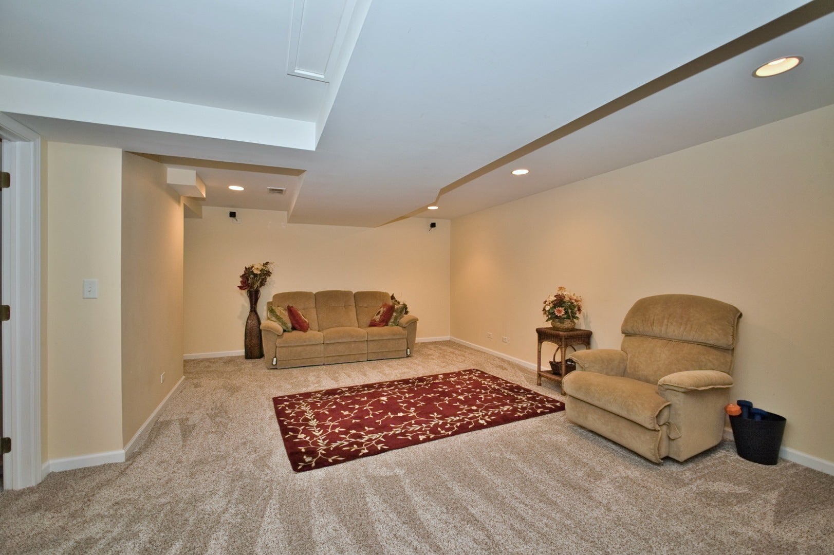 114 Rhine Avenue, Bolingbrook, IL 60490 114 Rhine Avenue, Bolingbrook, IL 60490
