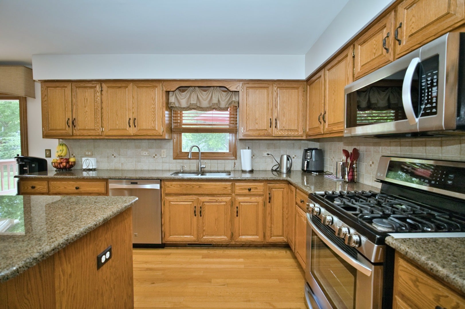 114 Rhine Avenue, Bolingbrook, IL 60490 114 Rhine Avenue, Bolingbrook, IL 60490