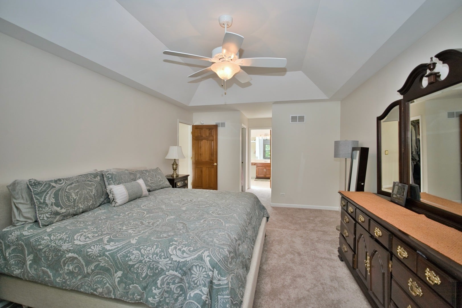 114 Rhine Avenue, Bolingbrook, IL 60490 114 Rhine Avenue, Bolingbrook, IL 60490