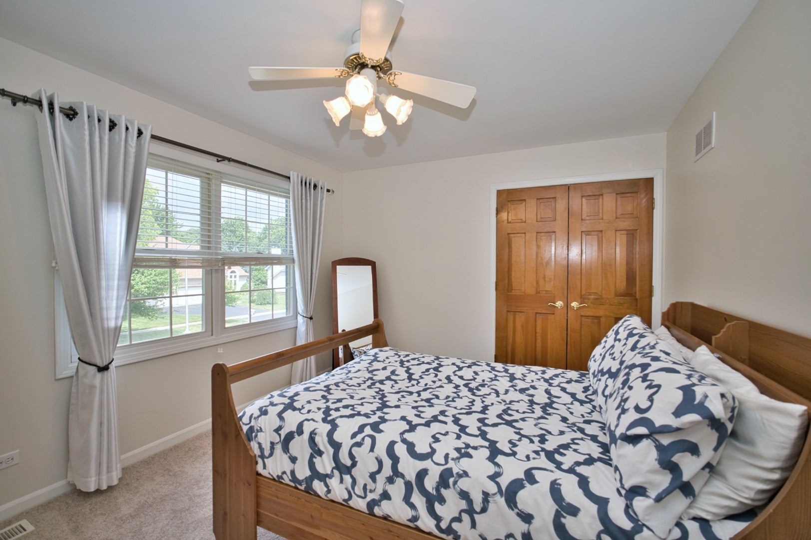 114 Rhine Avenue, Bolingbrook, IL 60490 114 Rhine Avenue, Bolingbrook, IL 60490
