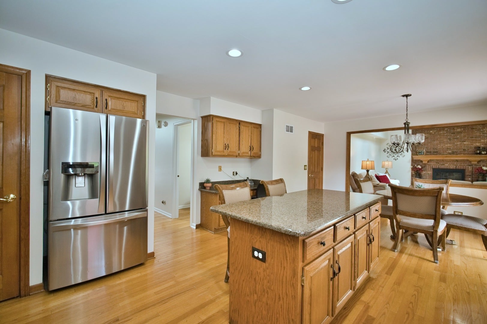 114 Rhine Avenue, Bolingbrook, IL 60490 114 Rhine Avenue, Bolingbrook, IL 60490