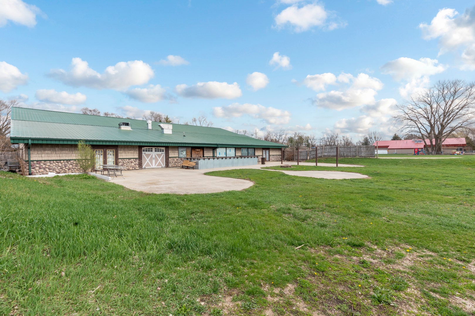 551 W Kennedy Road, Braidwood, IL 60408 551 W Kennedy Road, Braidwood, IL 60408