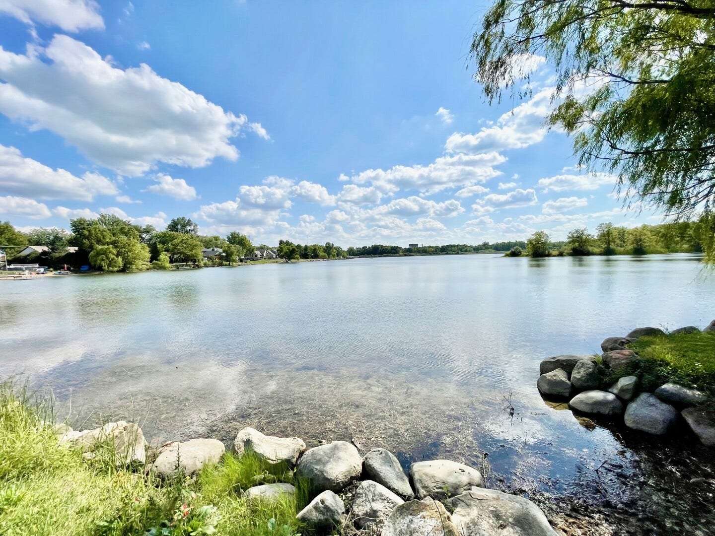 551 W Kennedy Road, Braidwood, IL 60408 551 W Kennedy Road, Braidwood, IL 60408