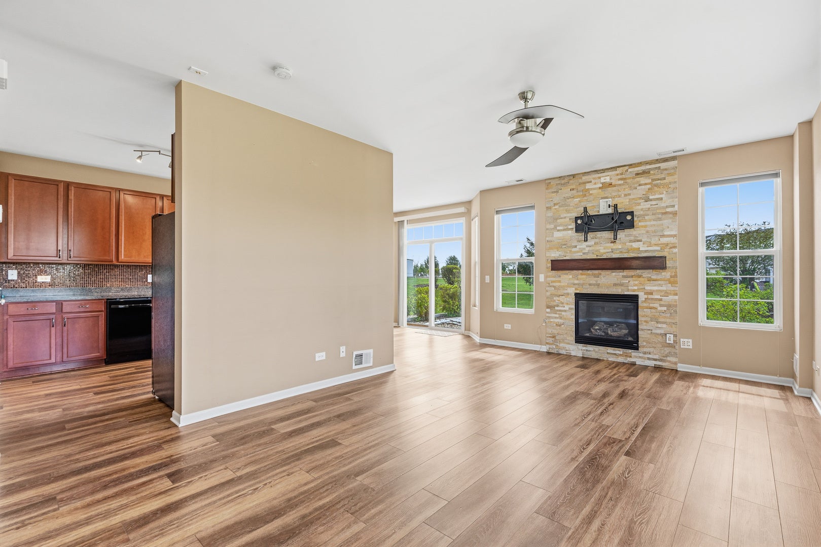 15329 Kenmare Circle, Manhattan, IL 60442 15329 Kenmare Circle, Manhattan, IL 60442
