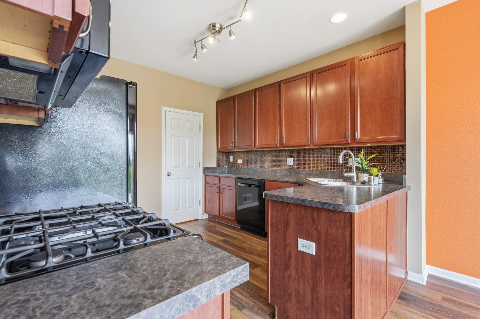 15329 Kenmare Circle, Manhattan, IL 60442 15329 Kenmare Circle, Manhattan, IL 60442