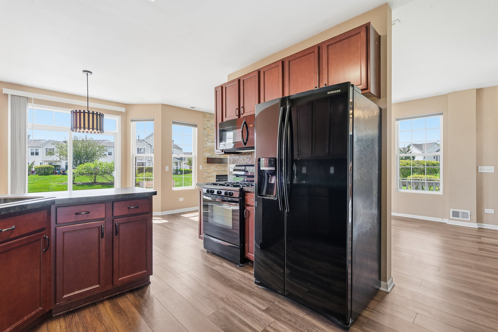 15329 Kenmare Circle, Manhattan, IL 60442 15329 Kenmare Circle, Manhattan, IL 60442