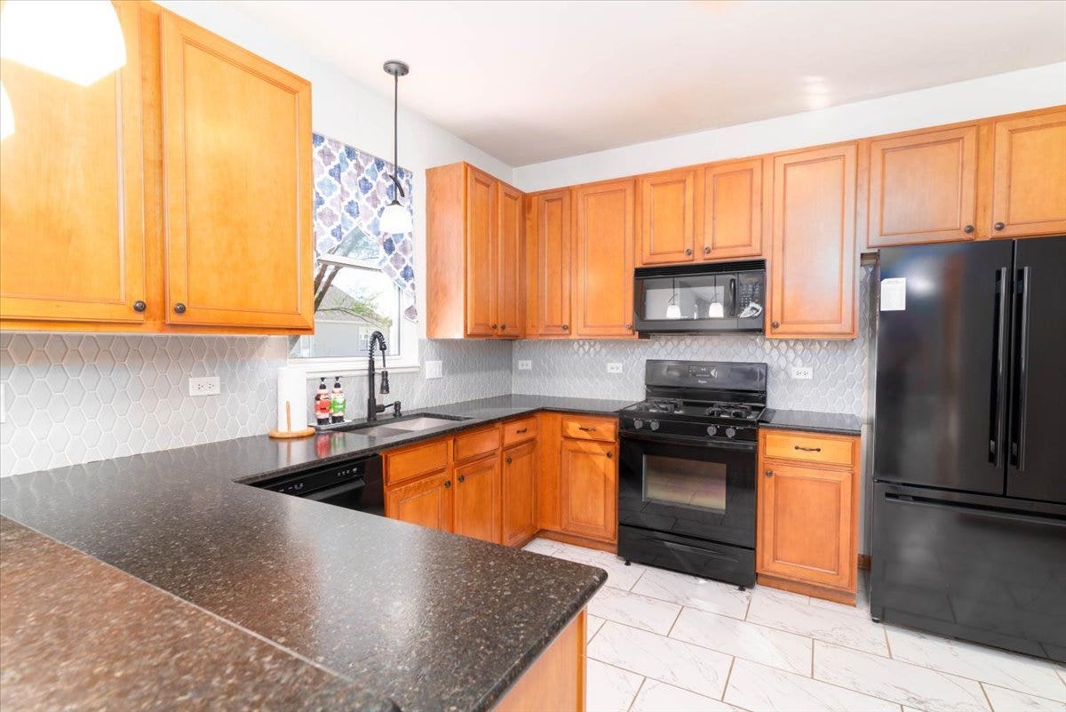 25342 Bann Street, Manhattan, IL 60442 25342 Bann Street, Manhattan, IL 60442