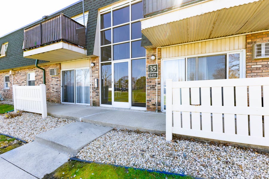 Property photo for 8431 W 99th Terrace, #35-205, Palos Hills, IL