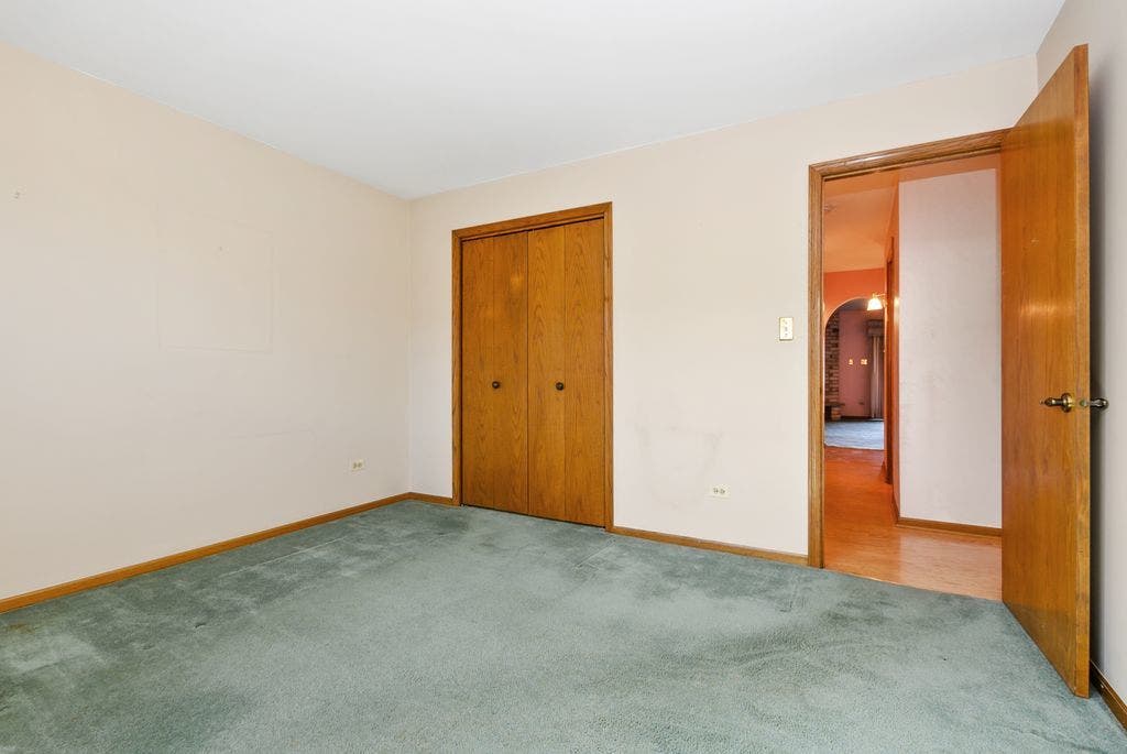 15704 Deerfield Court, #2N, Orland Park, IL 60462 15704 Deerfield Court, #2N, Orland Park, IL 60462