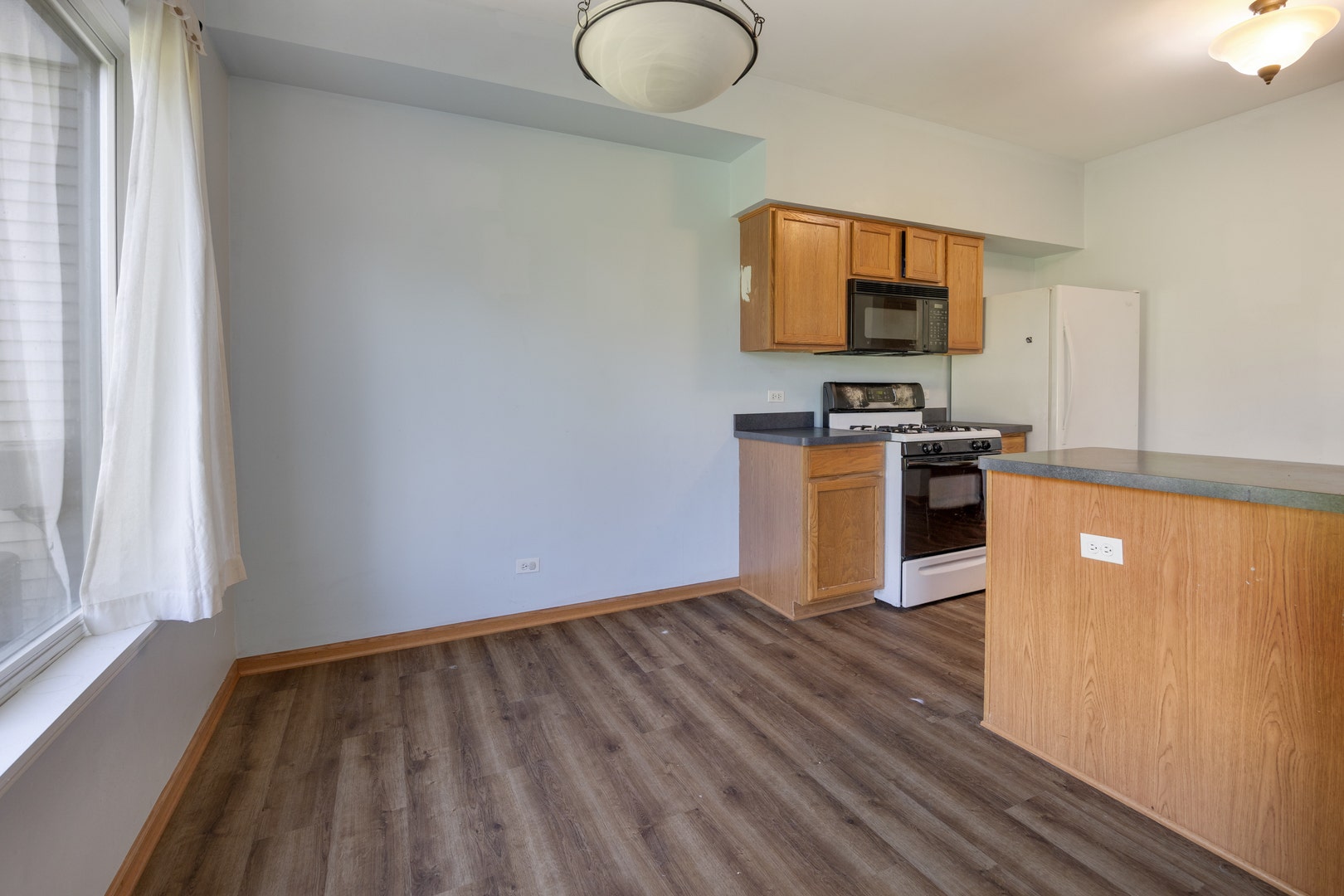 792 Mesa Drive, #792, Elgin, IL 60123 792 Mesa Drive, #792, Elgin, IL 60123
