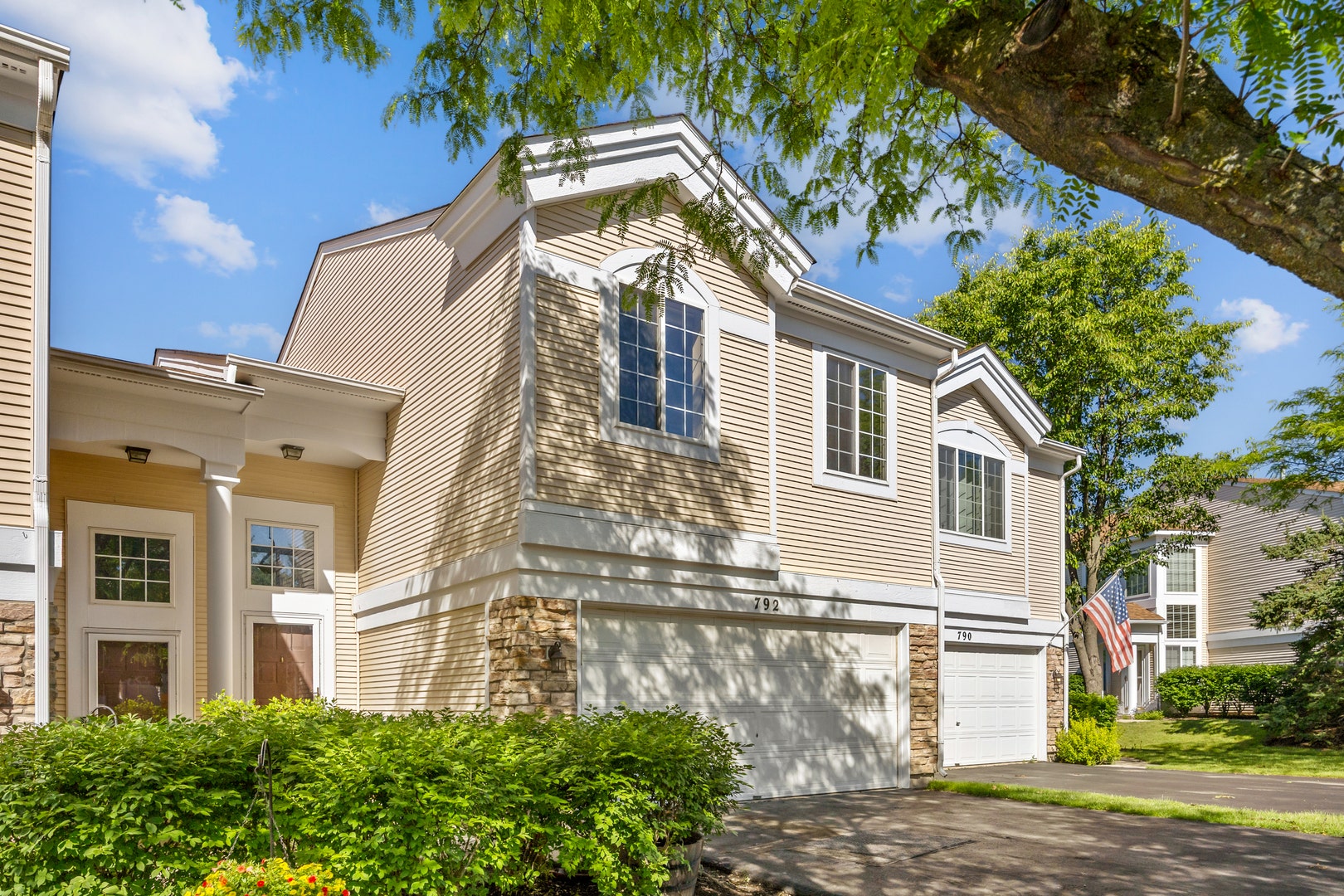 792 Mesa Drive, #792, Elgin, IL 60123 792 Mesa Drive, #792, Elgin, IL 60123