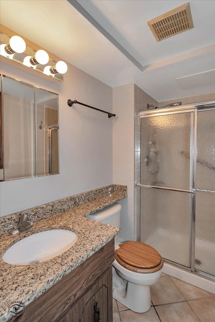 15249 Catalina Drive, #1N, Orland Park, IL 60462 15249 Catalina Drive, #1N, Orland Park, IL 60462