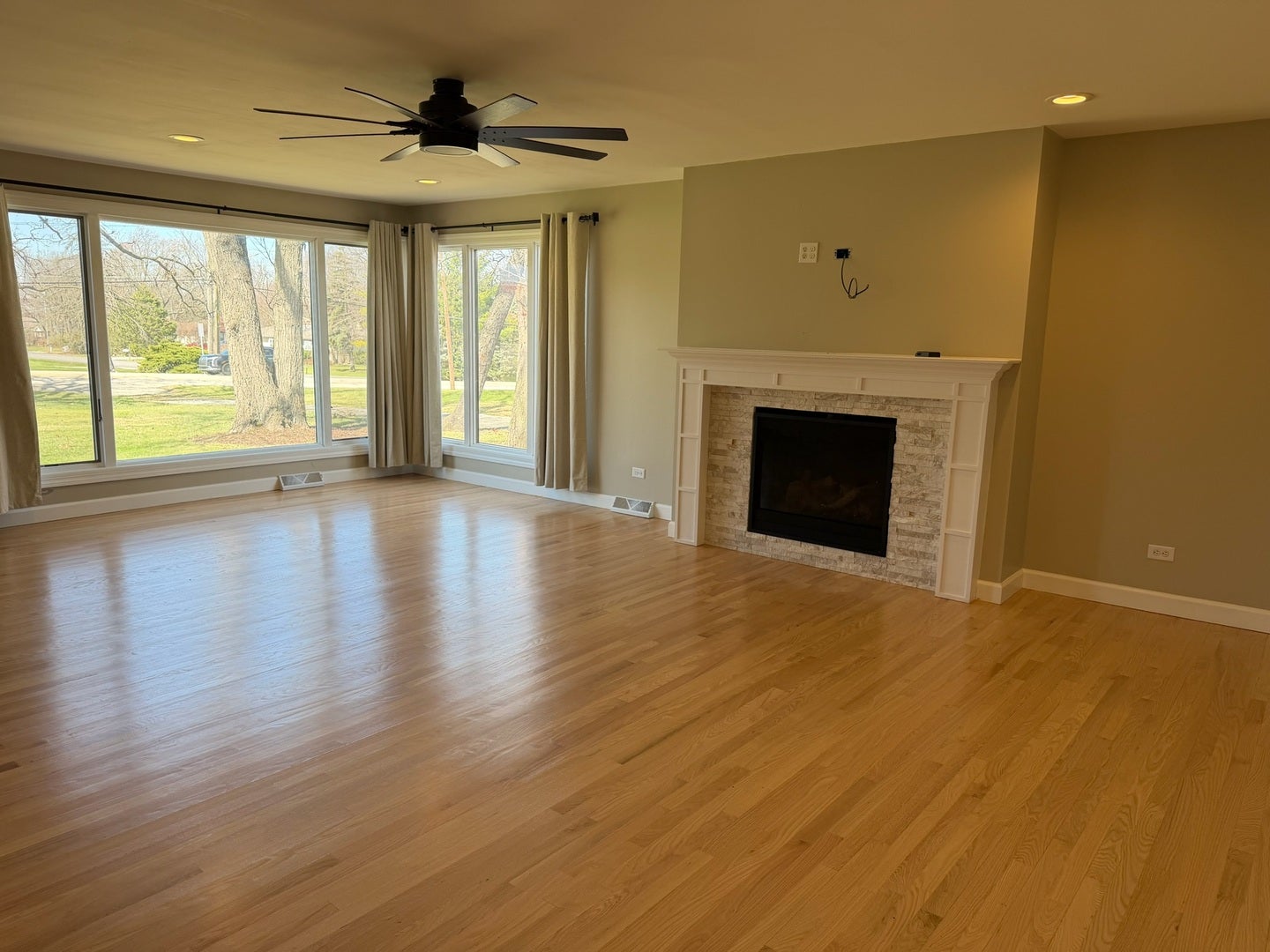 11481 Bell Road, Lemont, IL 60439 11481 Bell Road, Lemont, IL 60439