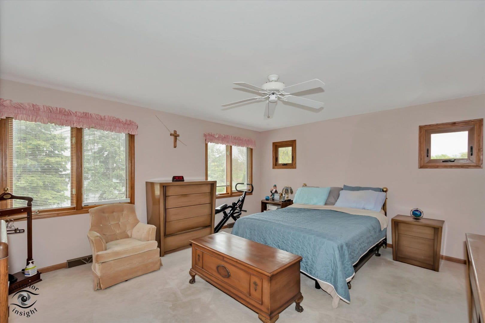 233 Goldenwood Court, Aurora, IL 60502 233 Goldenwood Court, Aurora, IL 60502