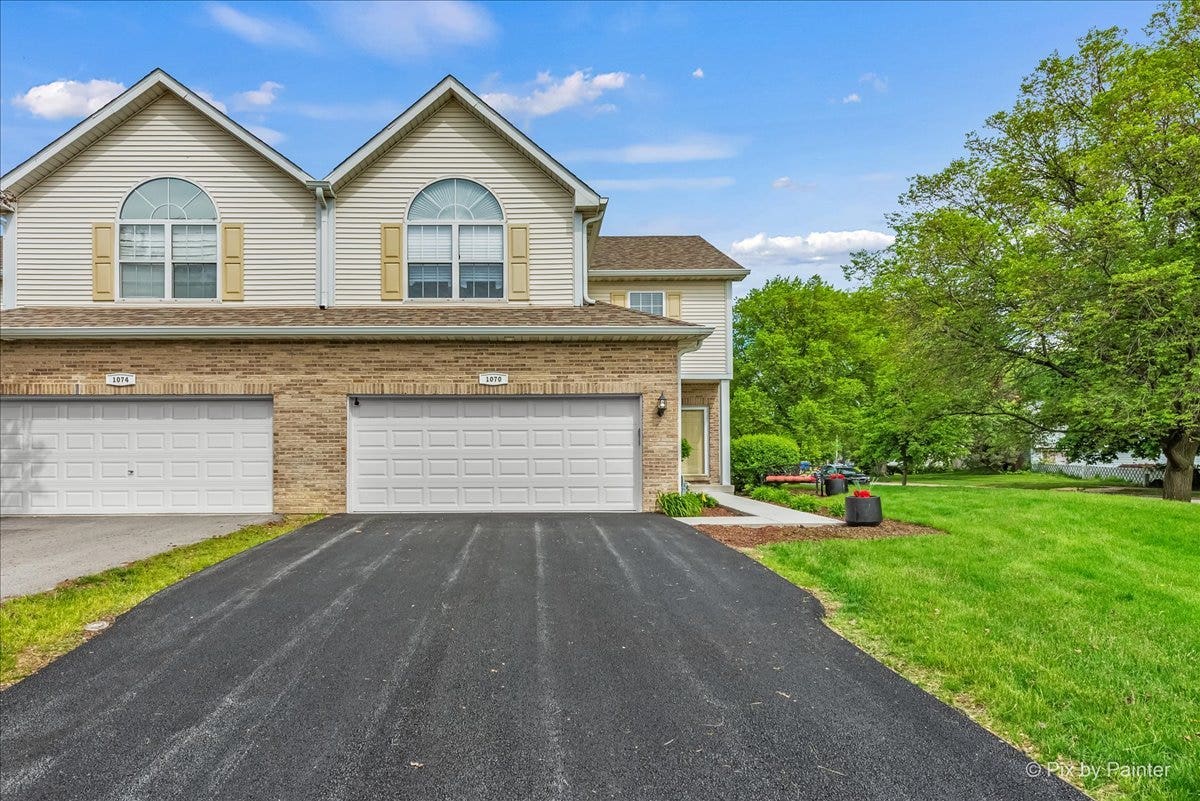 1070 Lily Field Lane, Bolingbrook, IL 60440