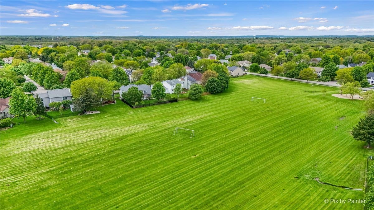 1070 Lily Field Lane, Bolingbrook, IL 60440